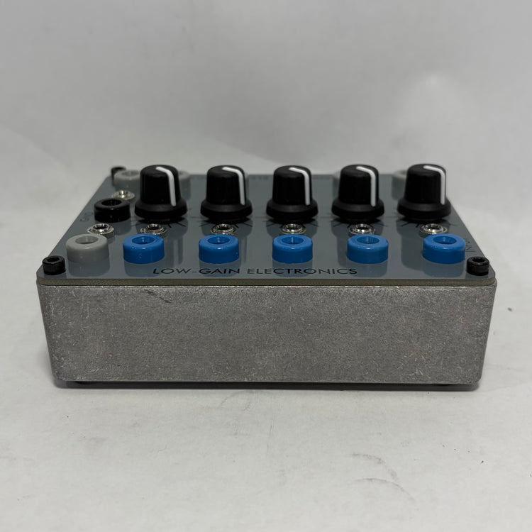 Low-Gain Electronics UTL-1A Passive Format Converter + Attenuator Box with Negative Protection