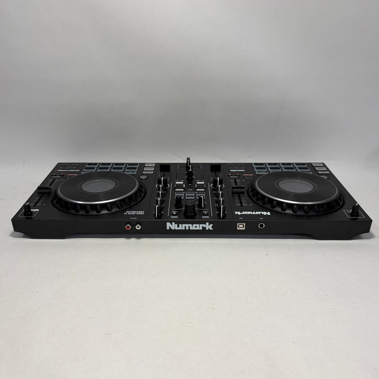 Numark Mixtrack Platinum FX with Decksaver