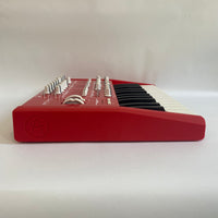 Arturia Minibrute v1 - Red
