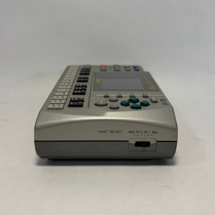 Yamaha QY70 Music Sequencer Groovebox Workstation