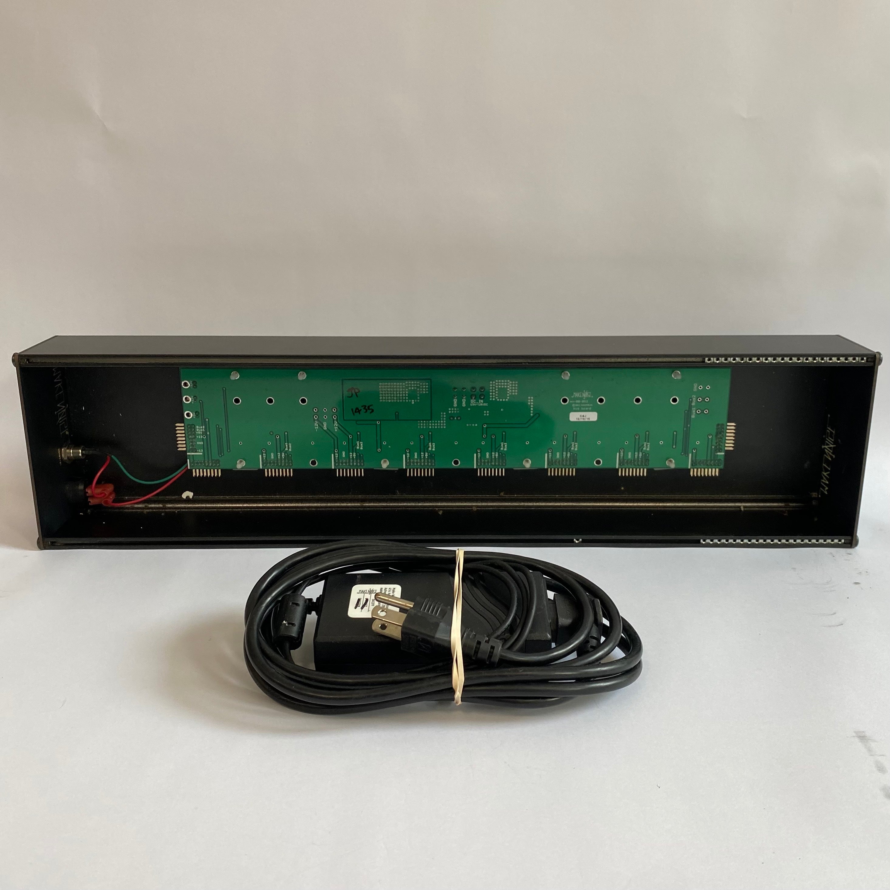 Make Noise 3U 104HP Skiff with Power & AC Adapter