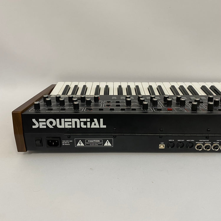 Sequential Prophet-6 6-Voice Analog Synthesizer w/ Dust Cover