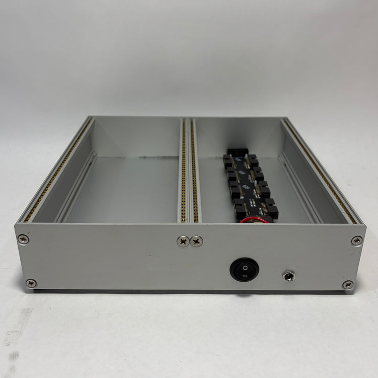 ALM Busy Circuits 6U 52HP Powered Case with Decksaver