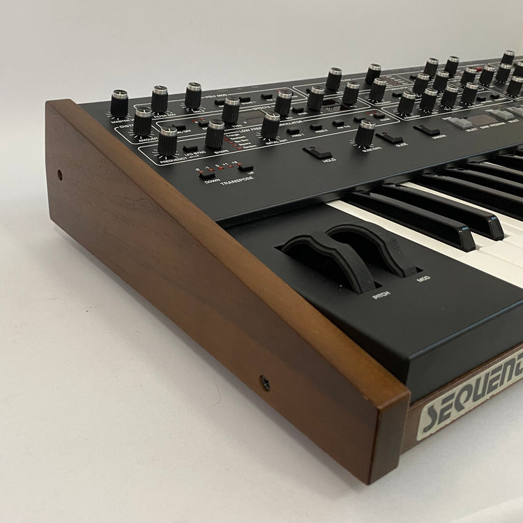 Sequential Prophet-6 6-Voice Analog Synthesizer w/ Dust Cover