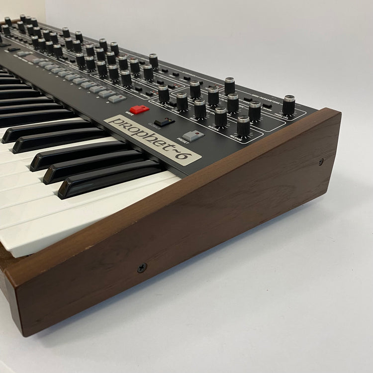 Sequential Prophet-6 6-Voice Analog Synthesizer w/ Dust Cover