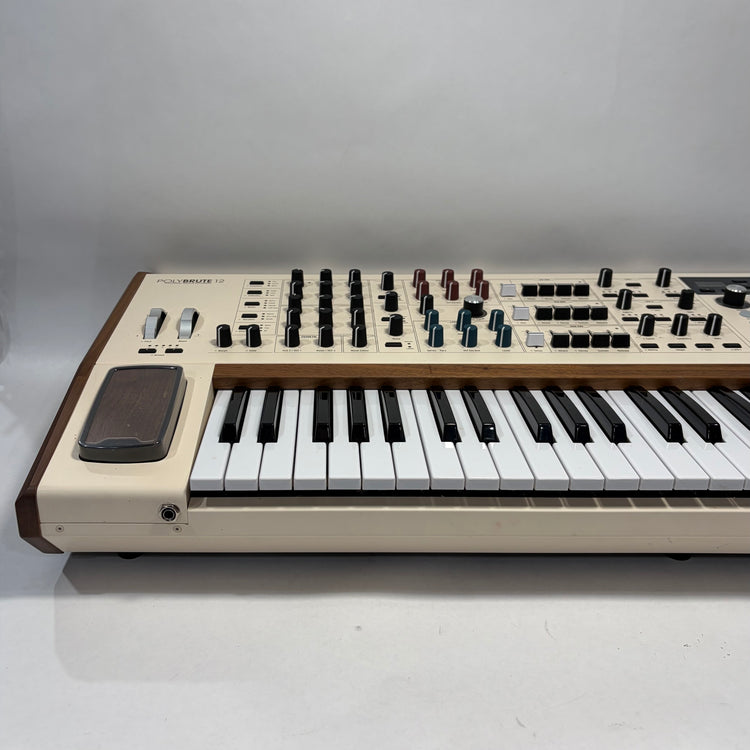 Arturia PolyBrute 12 - 12-Voice Analog Morphing Synth