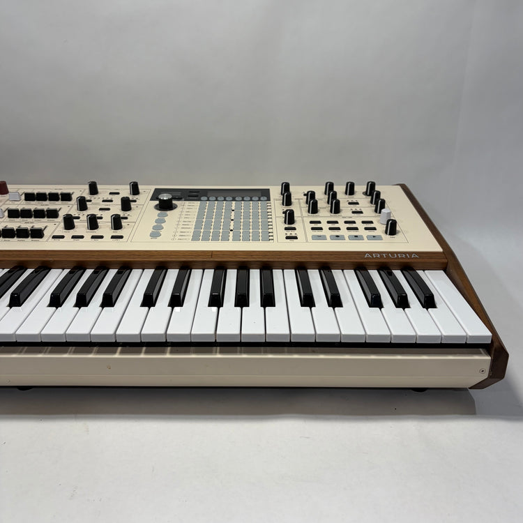 Arturia PolyBrute 12 - 12-Voice Analog Morphing Synth