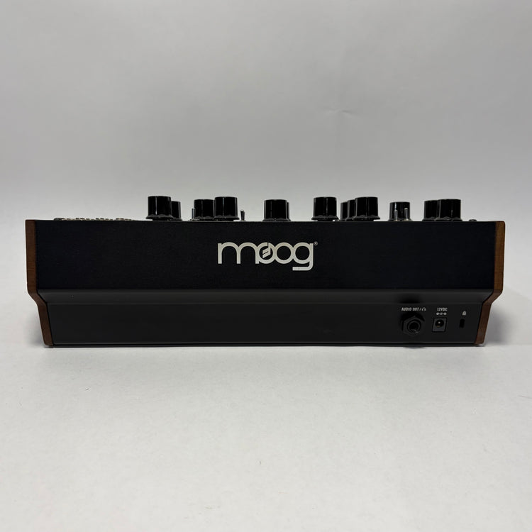Moog Mother-32