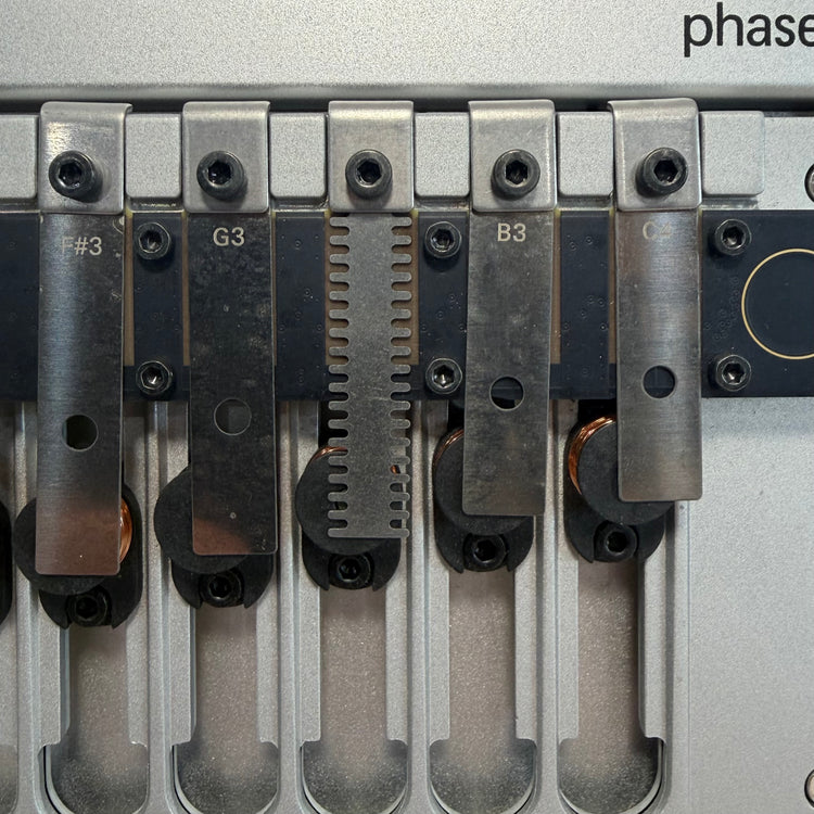 Korg Phase 8