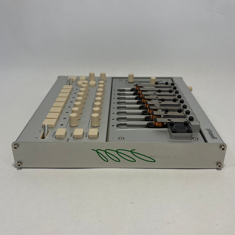 Korg Phase 8