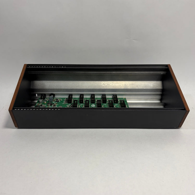 Moog 60hp Powered Case
