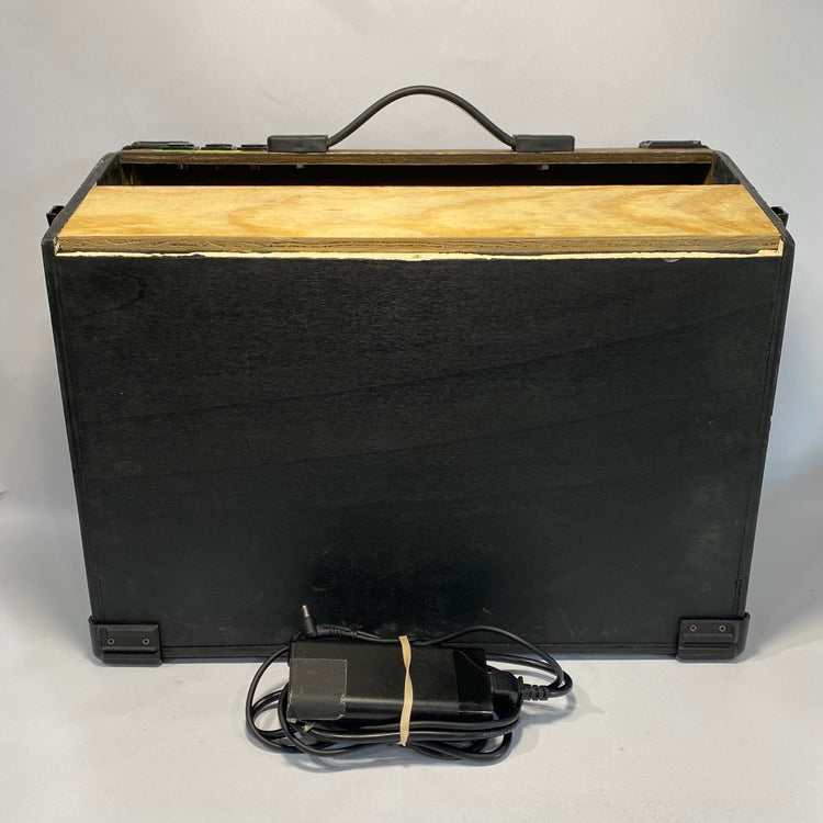 Case from Lake Custom 98 HP 13U Eurorack Case w/ Befaco Power Supply