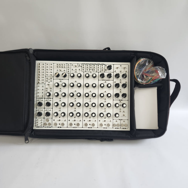 SOMA Laboratory Pulsar-23 White with Travel Bag