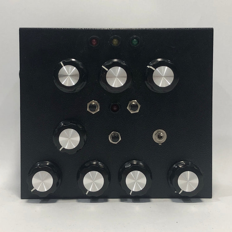 Custom Brazilian-Made Dub Siren + Echo