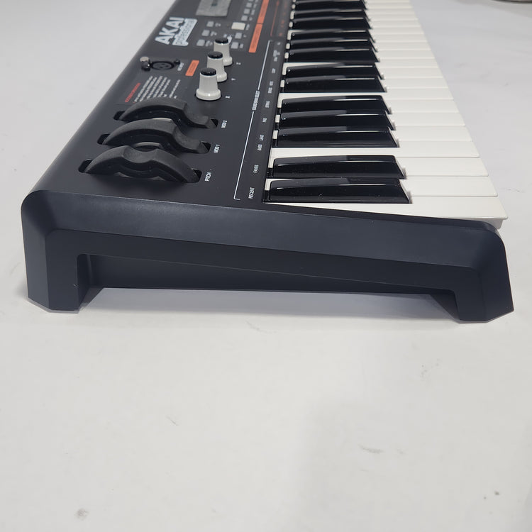 Akai MINIAK Virtual Analog Synth