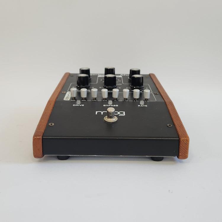 Moog MF-105 Moogerfoger MuRF