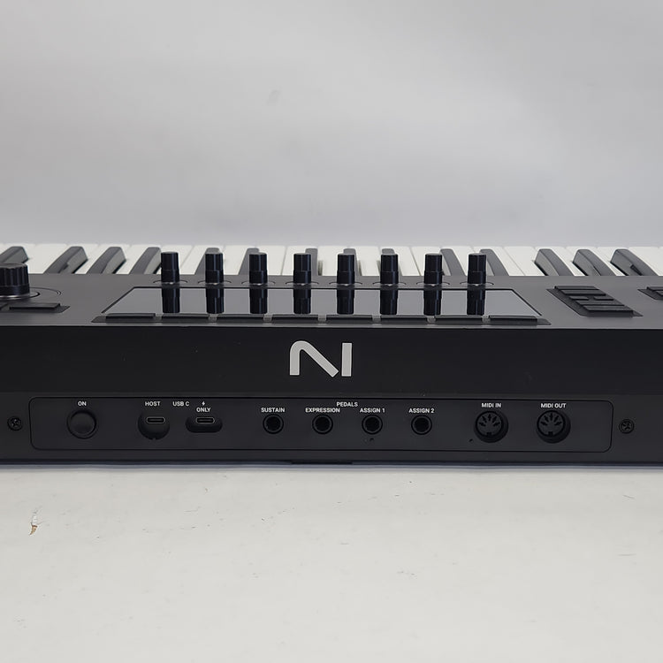 Native Instruments Kontrol S49 MK3