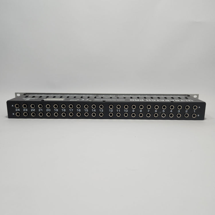 Behringer PX3000 Ultrapatch Pro Patchbay