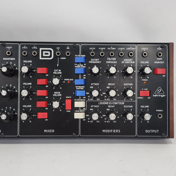 Behringer Model D Analog Synthesizer