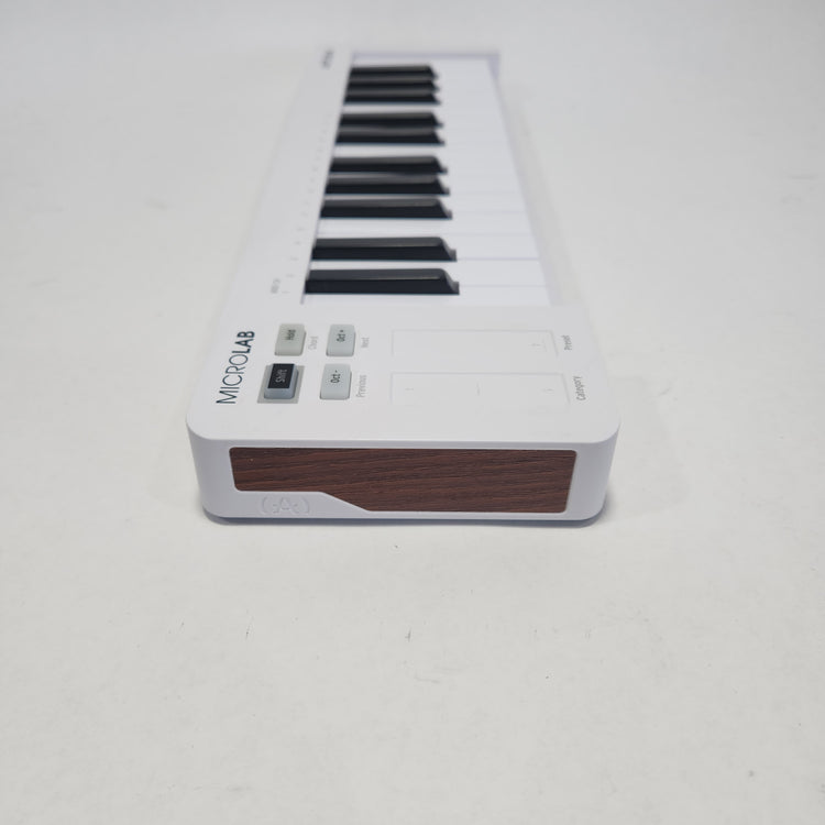 Arturia Microlab