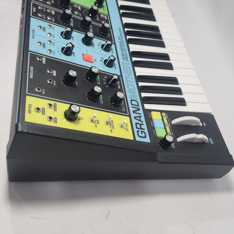 Moog Grandmother