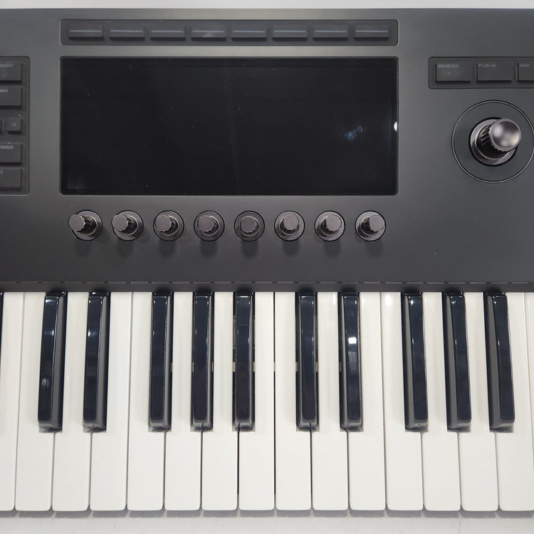 Native Instruments Kontrol S49 MK3