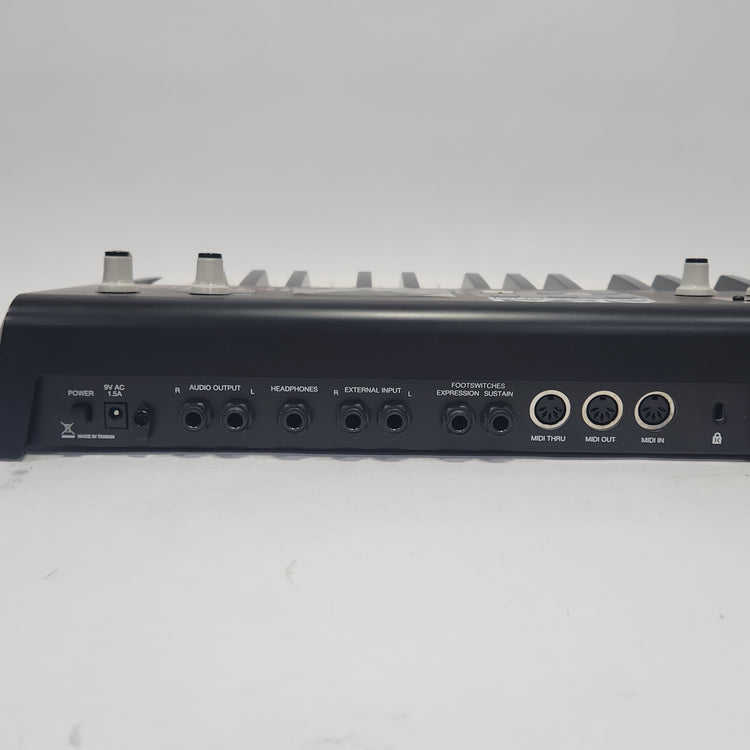 Akai MINIAK Virtual Analog Synth