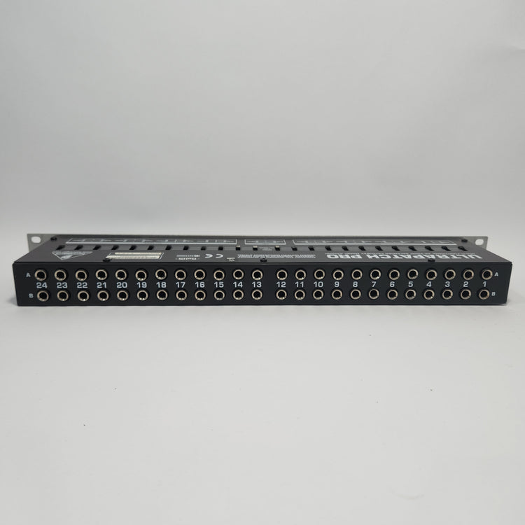 Behringer PX3000 Ultrapatch Pro Patchbay