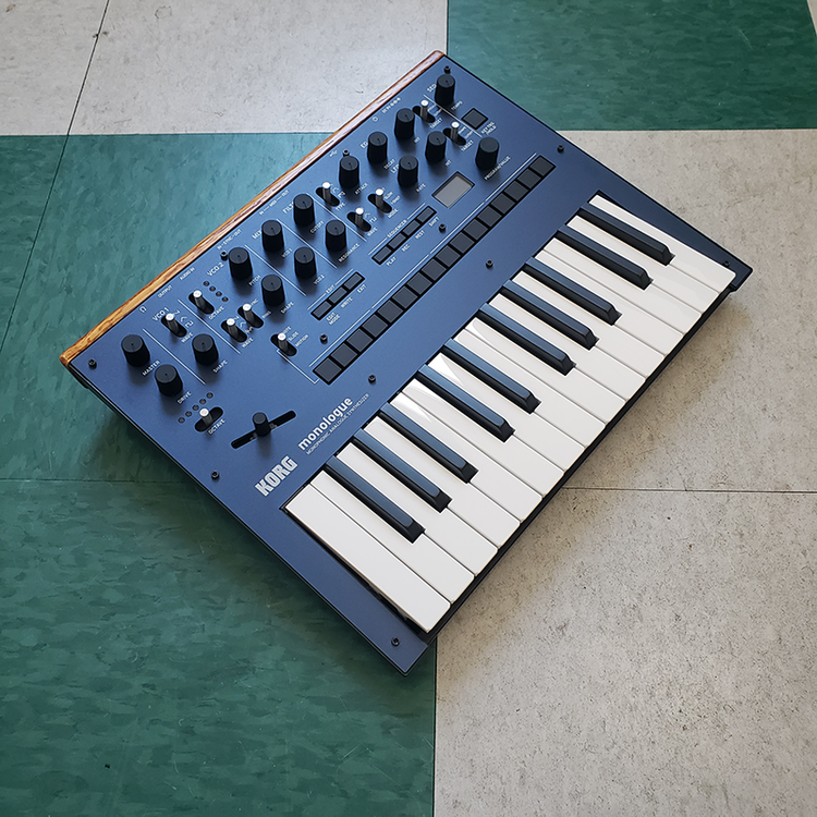 Used Korg monologue - Blue Used Korg monologue - Blue