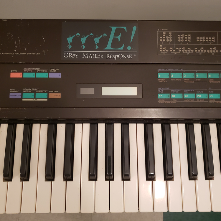 Yamaha DX7 with Grey Matter Response E!