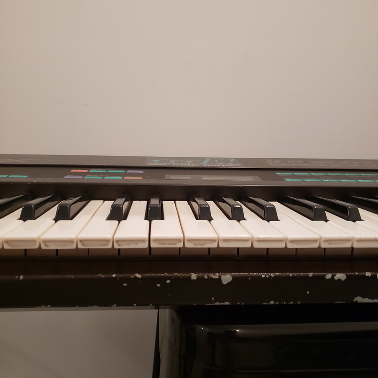 Yamaha DX7 with Grey Matter Response E!