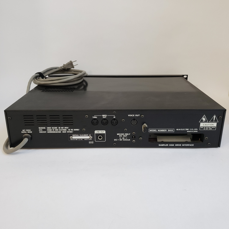 Akai S612