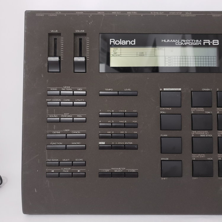 Roland R-8 Human Rhythm Composer