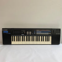 Casio SK-2100 w/ Dust Cover