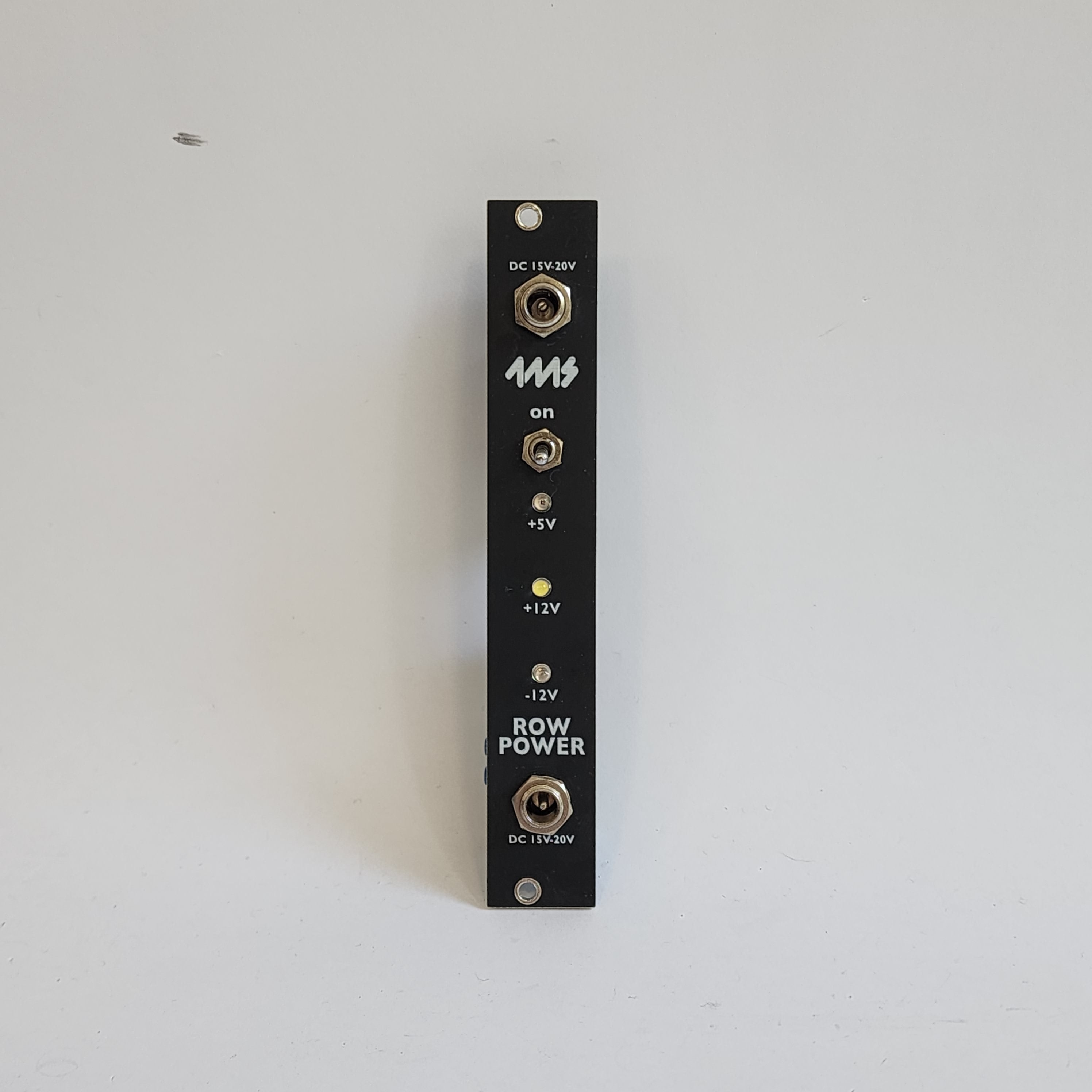 4ms Row Power 40 with PSU and Flying Bus Cables