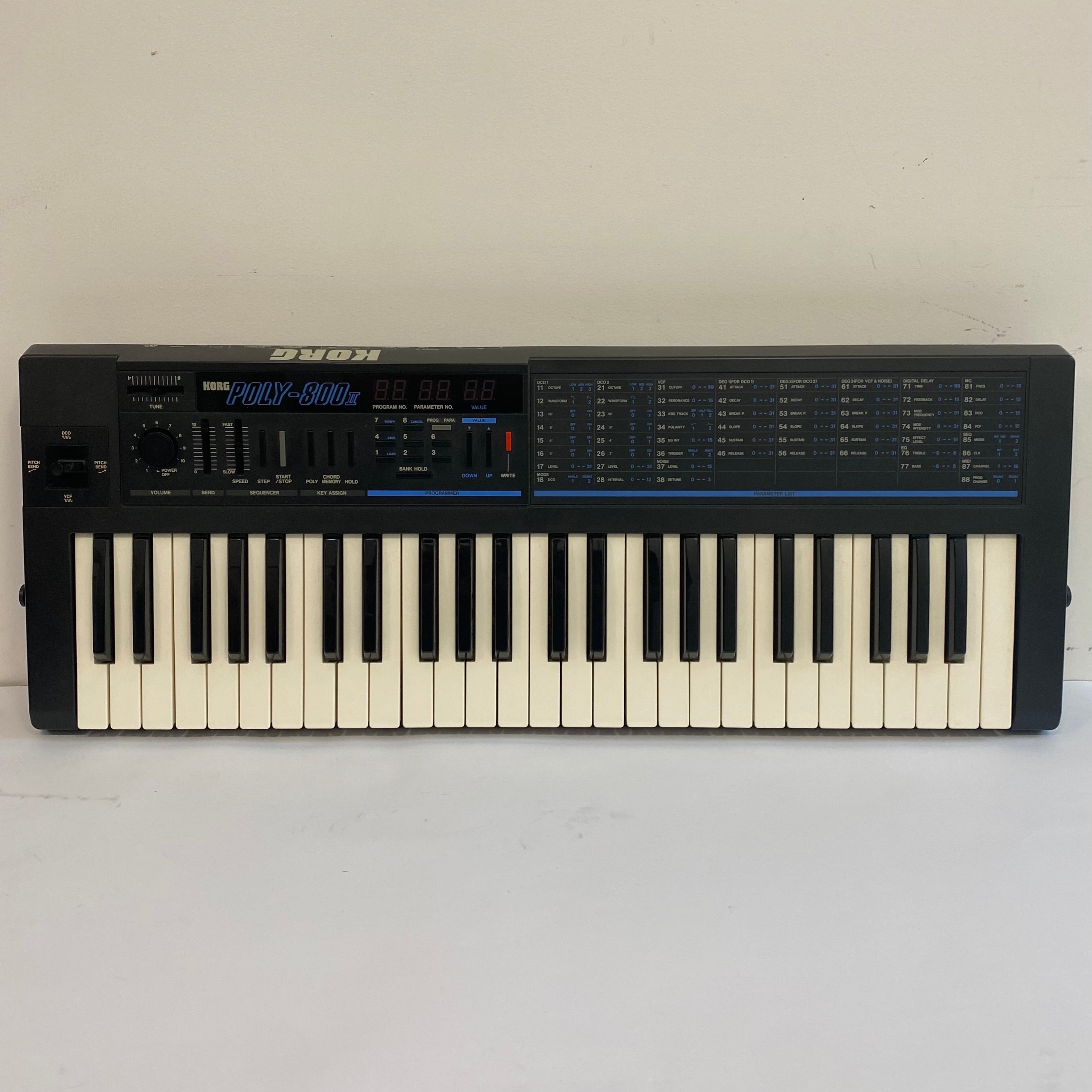 Korg Poly-800 II