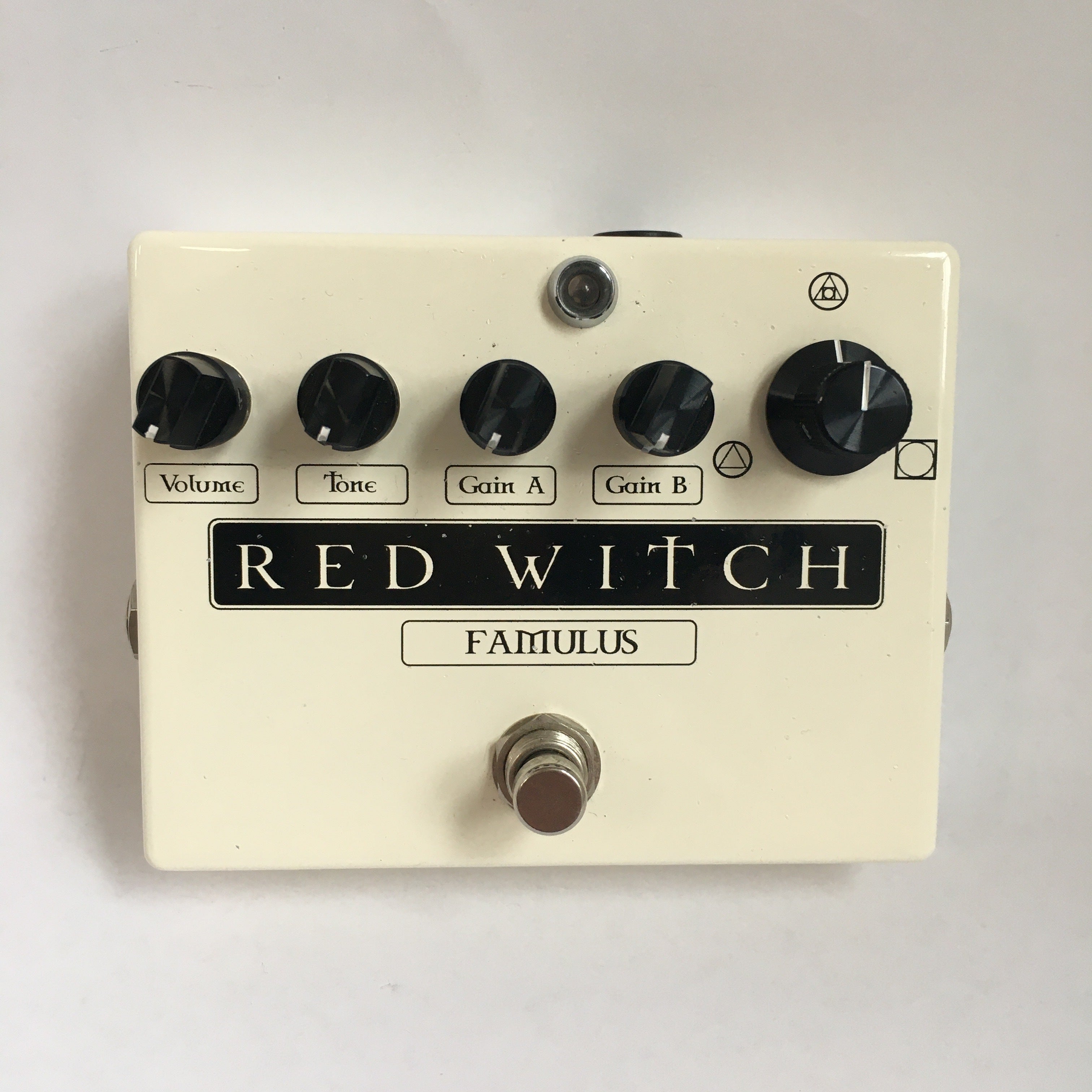 Red Witch Famulous Overdrive