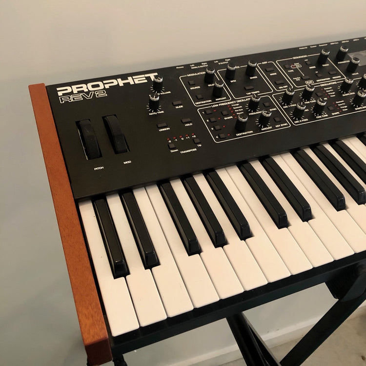 Sequential Prophet Rev2 8-Voice