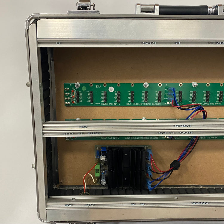 DIY 2x84HP Portable Case with Doepfer PSU and A-100 Bus Board