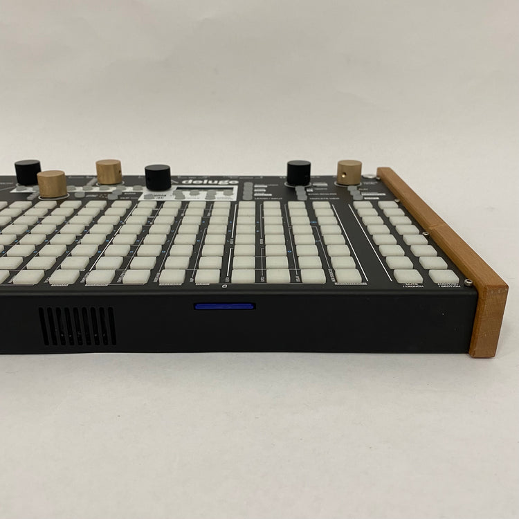 Synthstrom Deluge