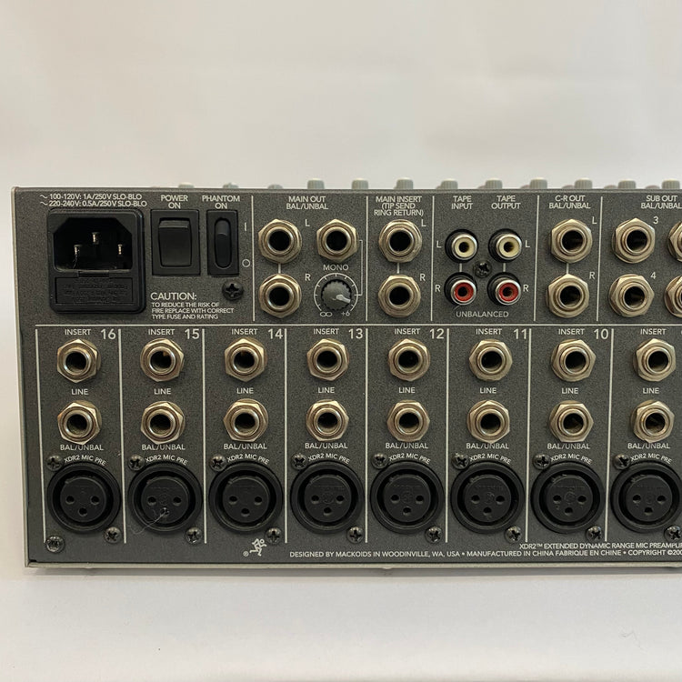 Mackie 1604-VLZ3 16-Channel Mic / Line Mixer