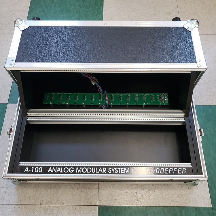 Doepfer A-100PB Suitcase Base with PSU3
