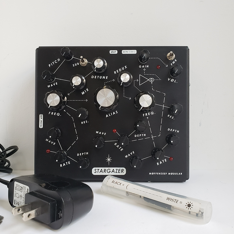 Moffenzeef Stargazer (Black Version)