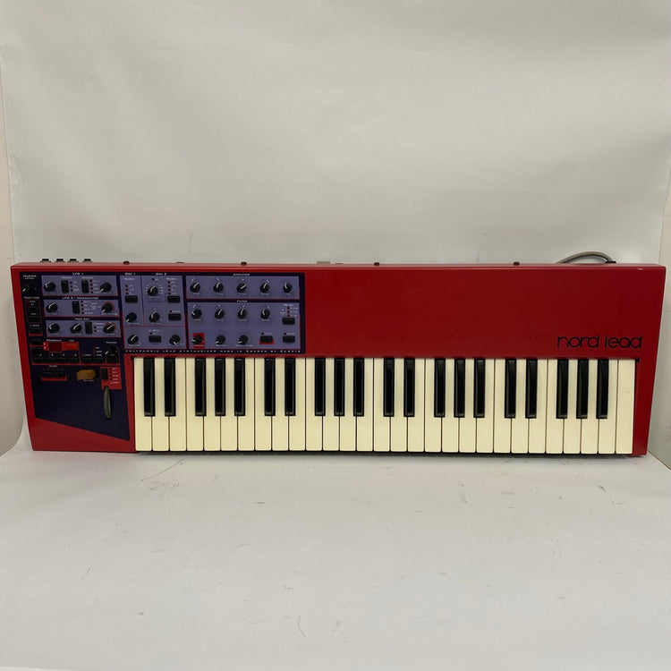 Clavia Nord Lead 1 w/ 12 Voice Expansion