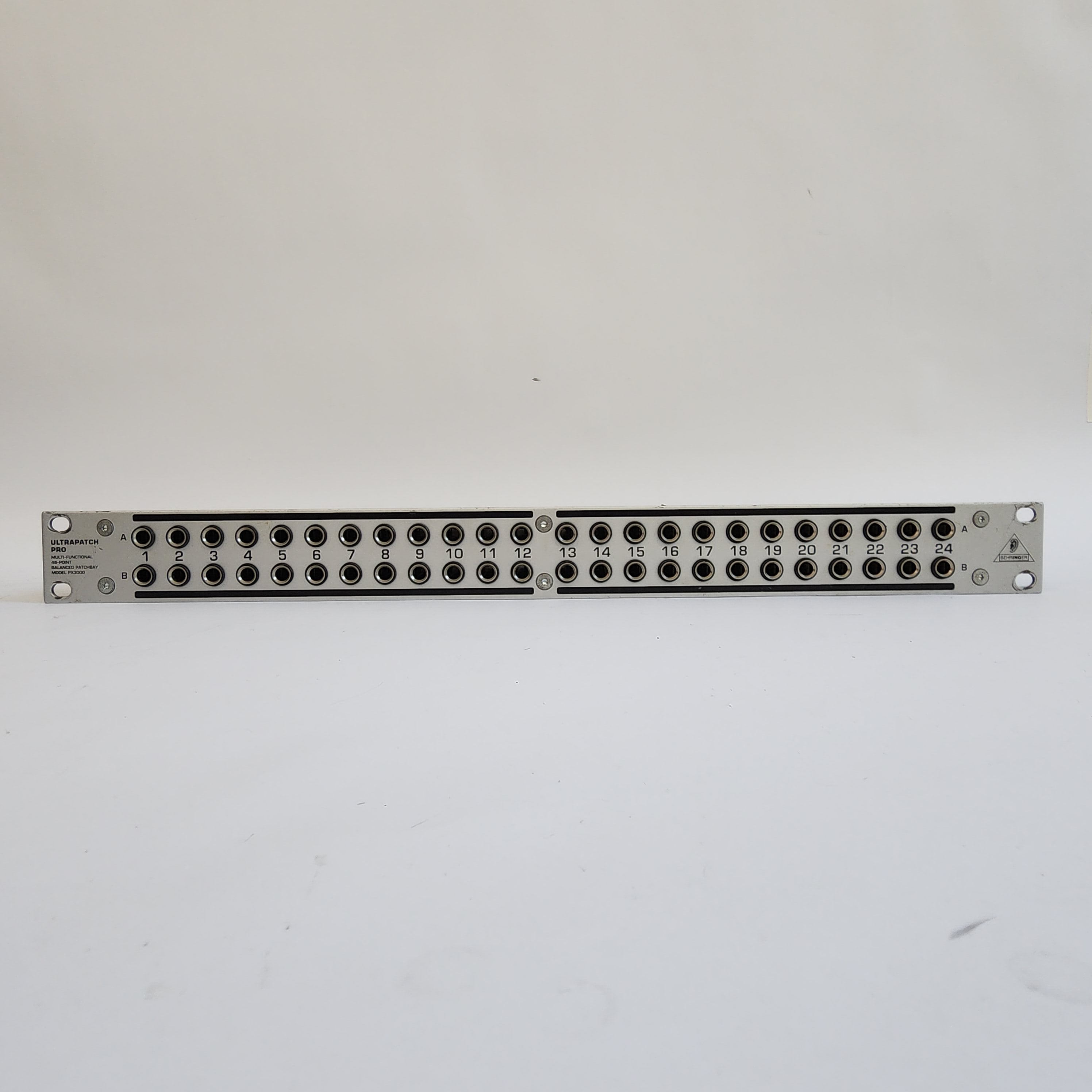 Behringer Ultrapatch Pro PX3000 48-point 1/4 inch TRS Patchbay